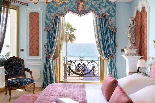 Guide des hôtels de Nice en bord de mer : Vivez au cœur du ciel et de la mer azur